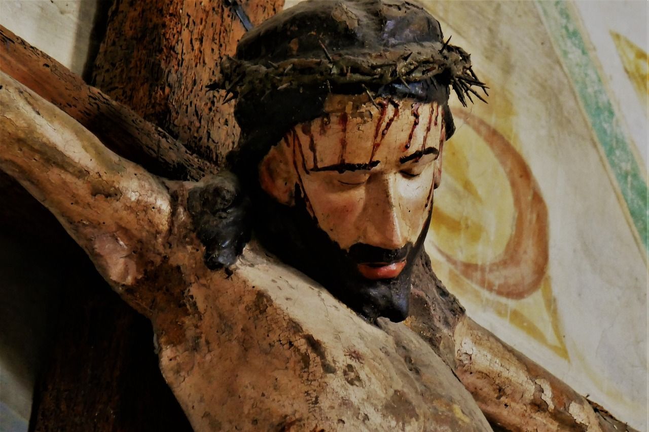 Karfreitag wurde Jesus ans Kreuz geschlagen