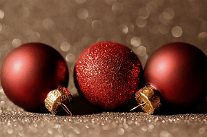 Brückentage zu Weihnachten gibt es vergleichsweise oft, weil es zu Weihnachten gleich zwei ges. Feiertage gibt.
